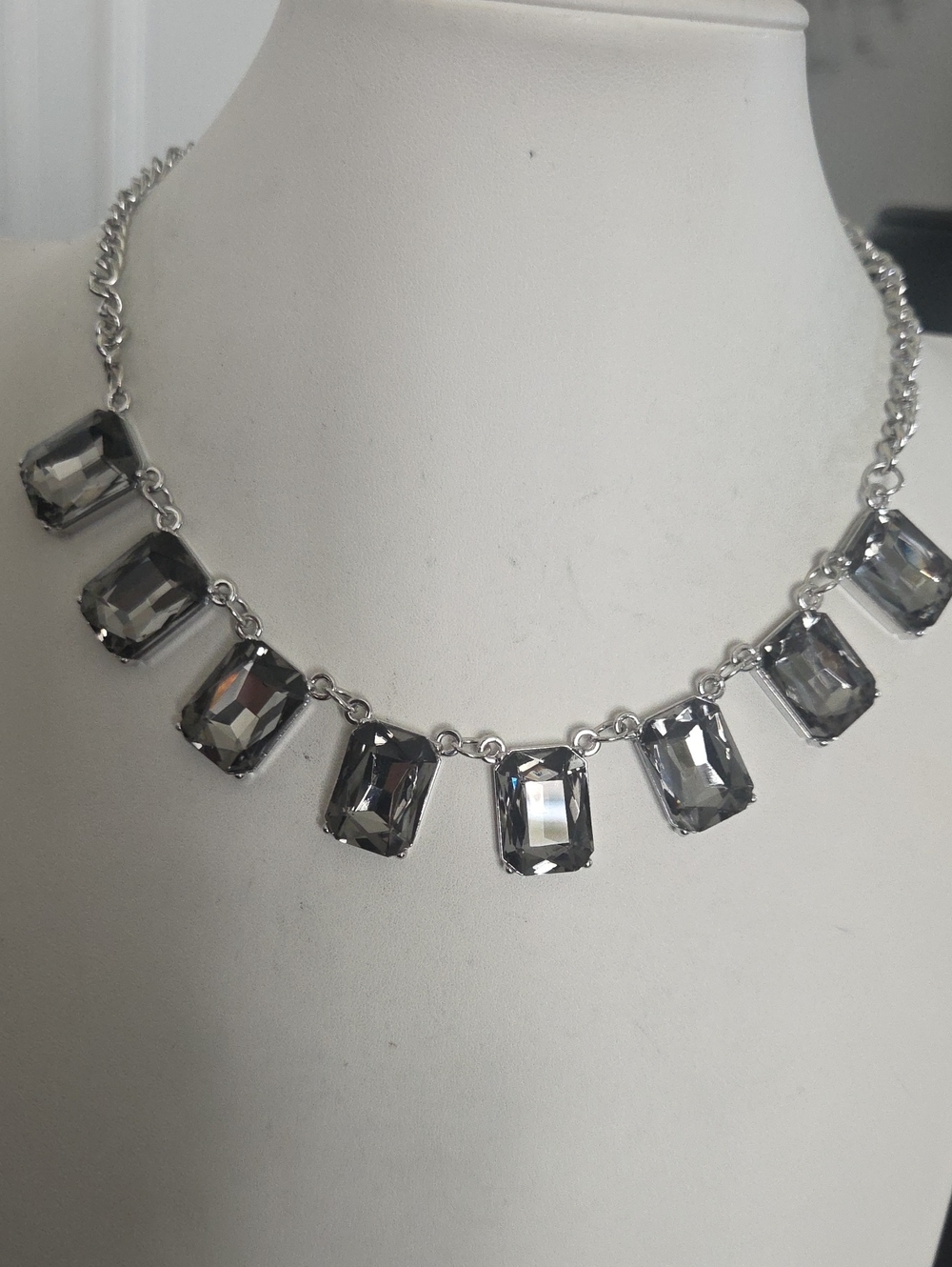 Paparazzi After Party Access Silver Necklace NWT